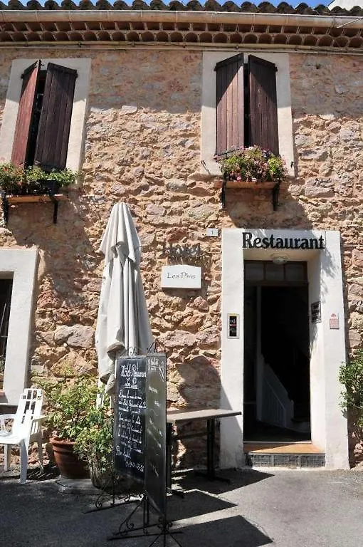 *** Hotel Les Pins Restaurant Et Chambre D'Hotes Sillans-la Cascade France